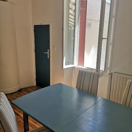 Holiday home Charmante Maison Charentaise Des Annees 30